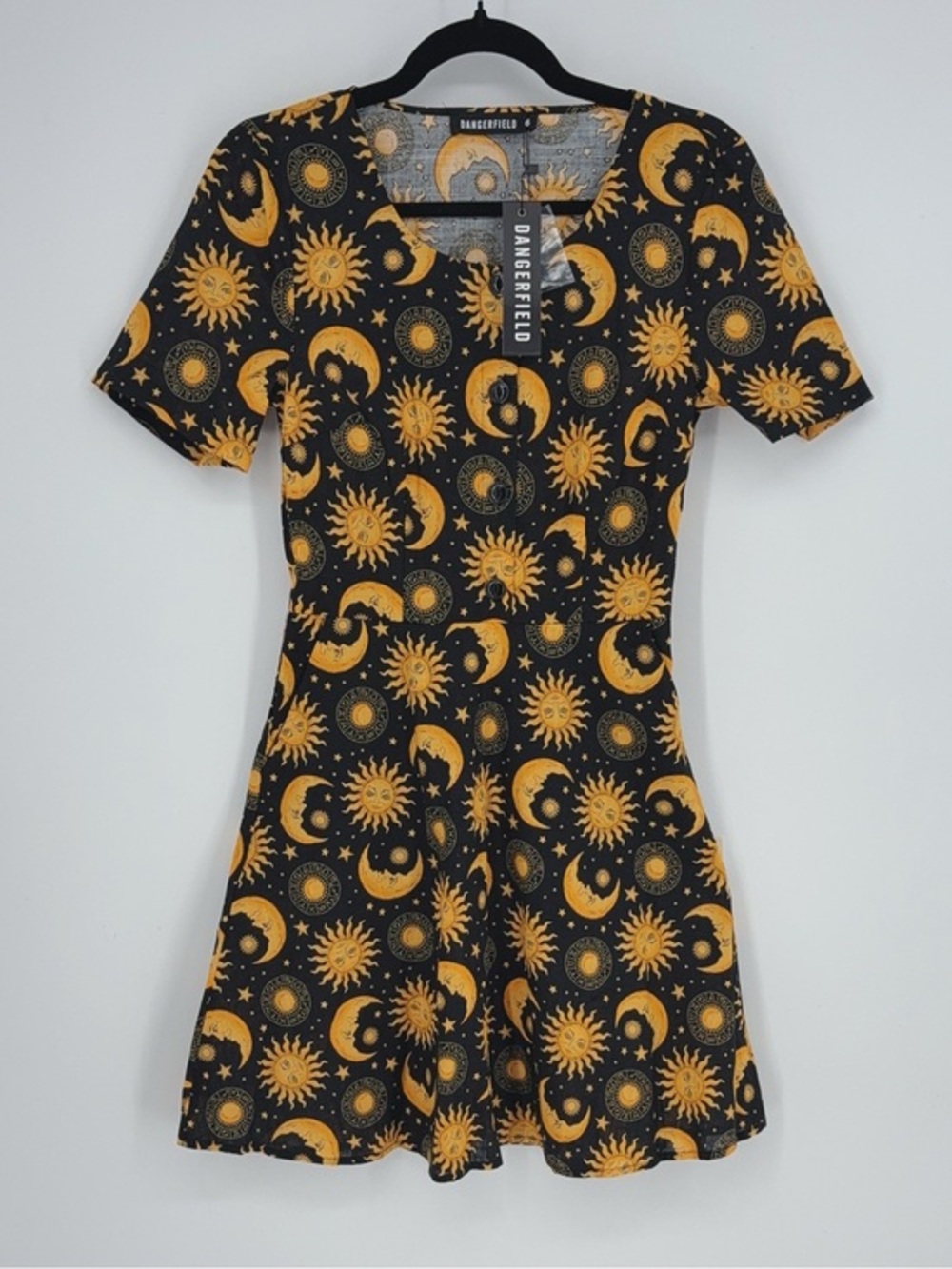 NWT Dangerfield Black Friday Size 6 Celestial Sun & Moon Dress w Pockets Gold